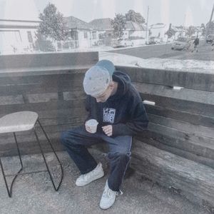 Meet your Posher, Alexander